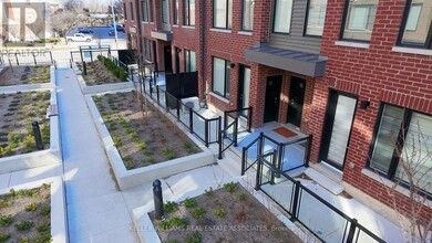 26-3405 RIDGEWAY Dr in Mississauga, ON - Building Photo - Building Photo