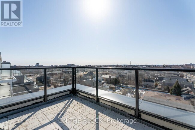 556 Marlee Ave in Toronto, ON - Building Photo - Building Photo