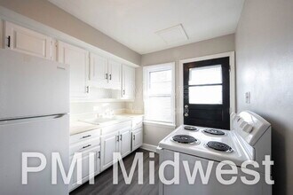 1319 N Alton Ave in Indianapolis, IN - Foto de edificio - Building Photo