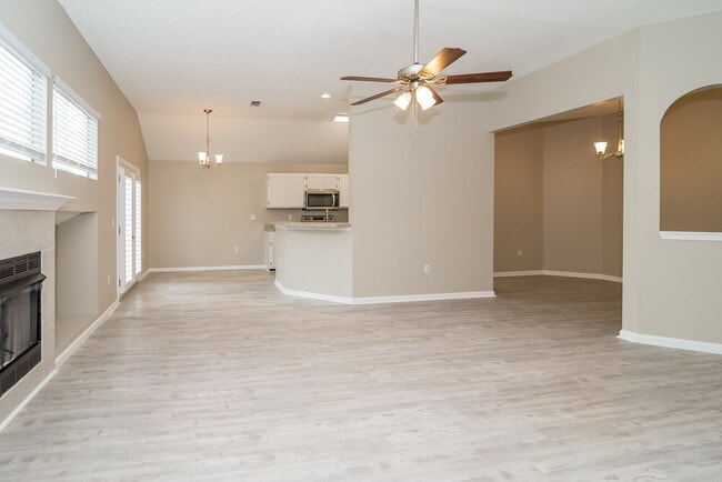 3827 Star Leaf Road in Jacksonville, FL - Building Photo - Building Photo