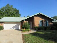 4050 Linwood Dr - 34