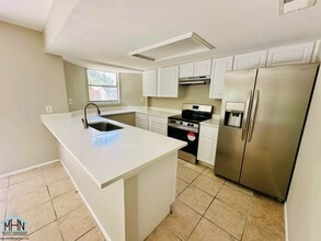 4838 Scott Carpenter Dr in San Antonio, TX - Building Photo - Building Photo