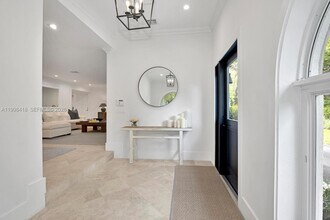 6140 SW 90th St in Miami, FL - Building Photo - Building Photo