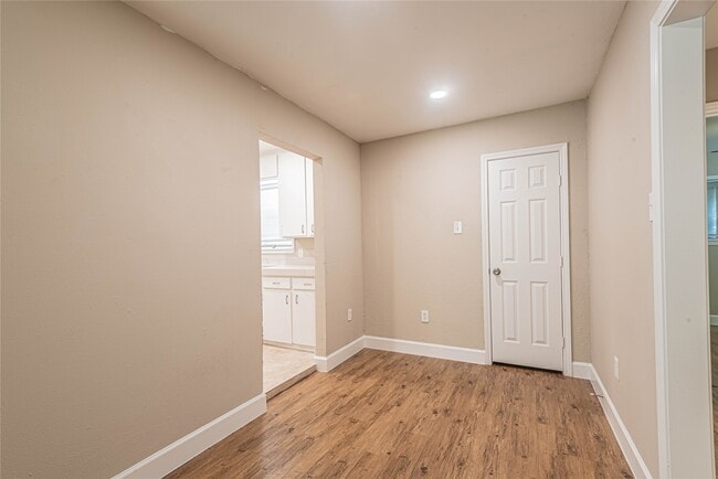 property at 128 N Washington St