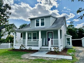 53 Grumman Ave in Norwalk, CT - Building Photo