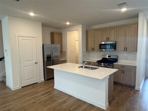 2034 Olivos St in Missouri City, TX - Building Photo - Building Photo