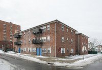 102 W Hudson St in Long Beach, NY - Building Photo - Building Photo