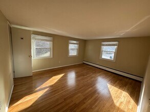 10 Hardy Ave in Claremont, NH - Building Photo - Building Photo