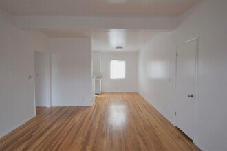 1846 10th St in Santa Monica, CA - Building Photo - Building Photo