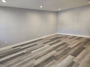 2674 N 43rd Ave in Phoenix, AZ - Building Photo - Building Photo