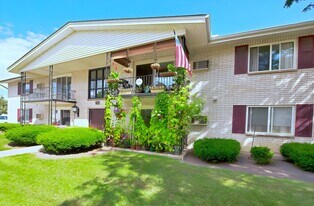 Hallmark Village in Hamburg, NY - Building Photo