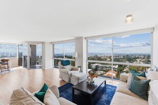 3535 1st Ave, Unit 11C in San Diego, CA - Building Photo