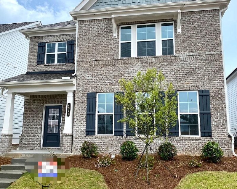 4315 Magpie Dr in Hoschton, GA - Building Photo