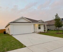 3715 Longleaf Dr in Sherman, TX - Building Photo - Building Photo