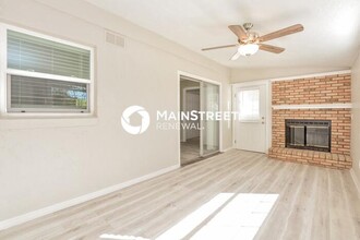 1604 Palm Ave in DeLand, FL - Foto de edificio - Building Photo