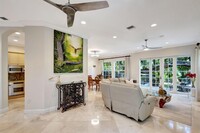 36 Marina Gardens Dr in Palm Beach Gardens, FL - Foto de edificio - Building Photo