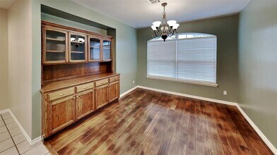 1590 Deerwood Tr in Edmond, OK - Building Photo - Building Photo