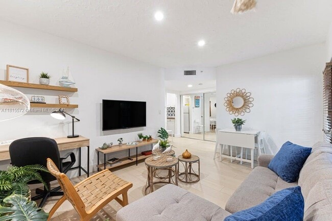 property at 525 NE 17th Way