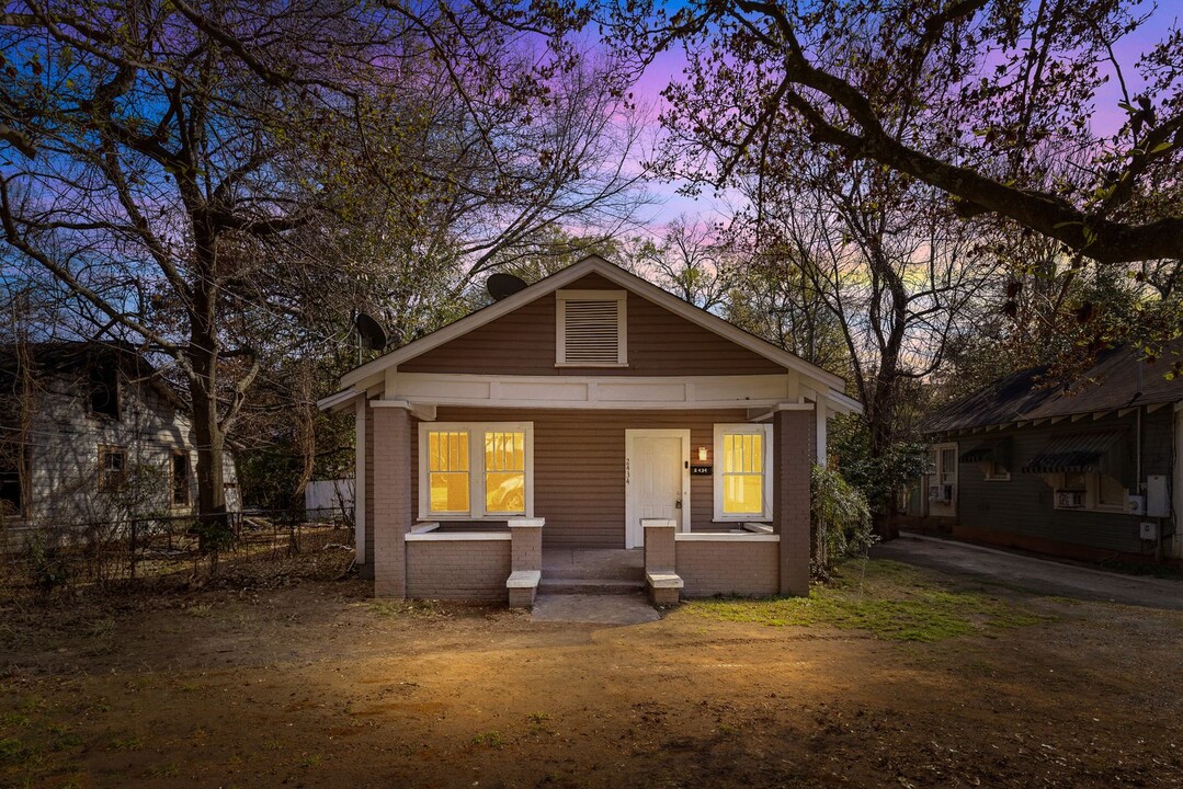 2434 Chapman St in Montgomery, AL - Building Photo