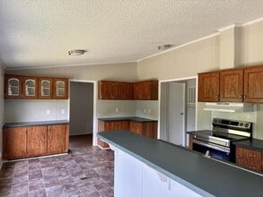 5936 Tolleson Rd in Adams, TN - Building Photo - Building Photo