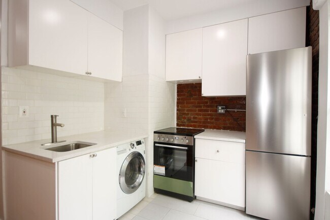 property at 408 E 119th St