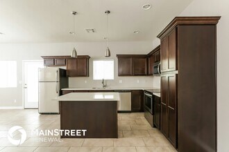 2000 N 36th St in Phoenix, AZ - Building Photo - Building Photo