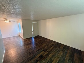 457 Senate St NW in Salem, OR - Foto de edificio - Building Photo