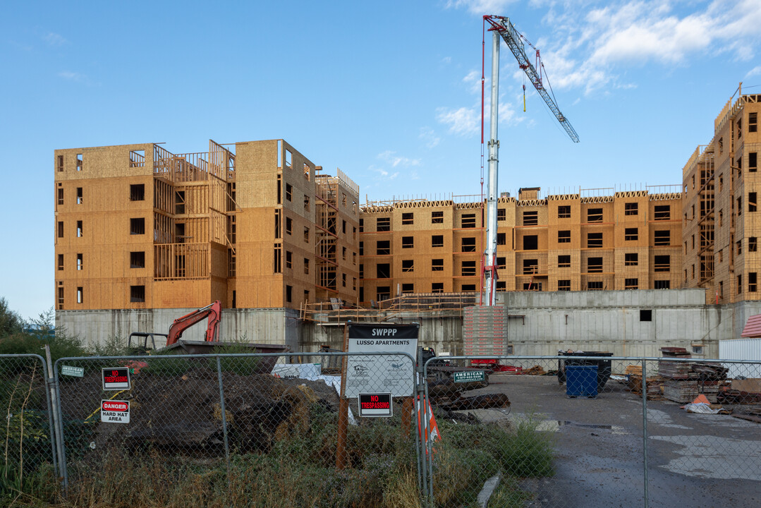 The Lusso Apartments in Salt Lake City, UT - Foto de edificio