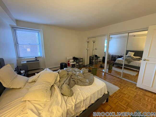 175 Freeman St, Unit 723 in Brookline, MA - Building Photo - Building Photo
