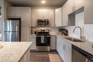 Prosper Madison Oaks in Madison, AL - Building Photo