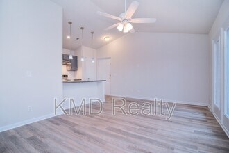 6120 Meadow Rose Ln in Charlotte, NC - Building Photo - Building Photo