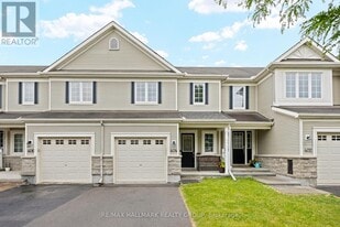 404 Wisteria Crescent in Ottawa, ON - Building Photo