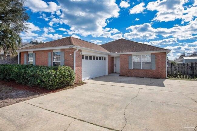 6463 Sailport Cove in Gulf Breeze, FL - Foto de edificio - Building Photo