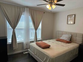 7006 67th St NE in Marysville, WA - Building Photo