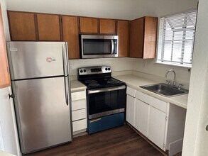 7901 Cambridge St in Houston, TX - Building Photo - Building Photo