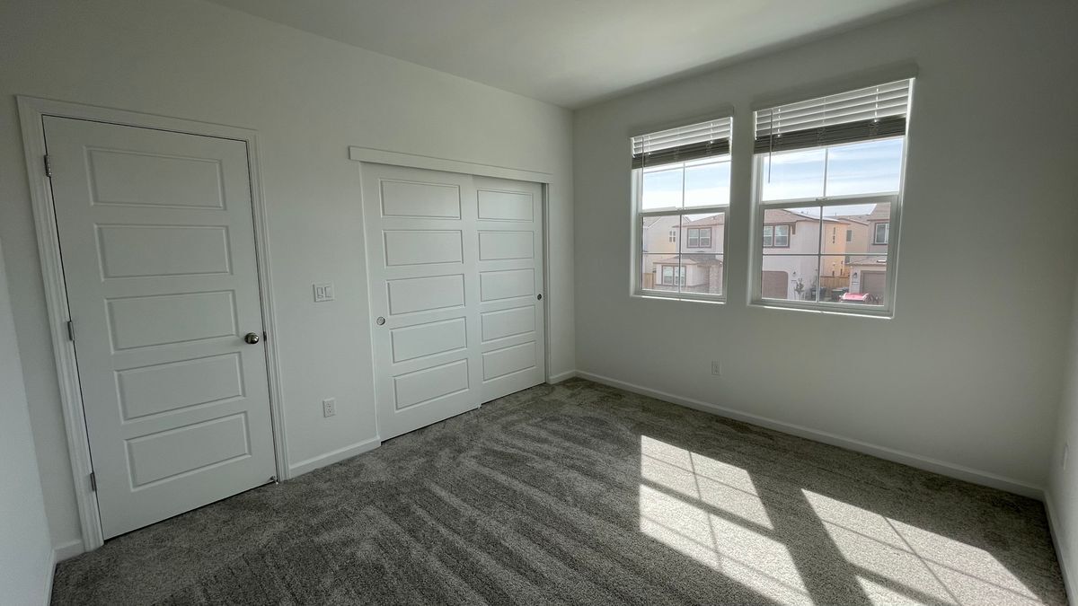 8851 Boes Wy in Sacramento, CA - Building Photo