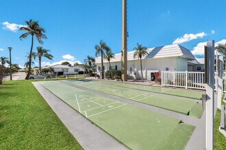 957 Spanish Dr N in Longboat Key, FL - Building Photo - Building Photo