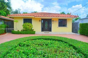 2237 SW 63rd Ave in Miami, FL - Building Photo