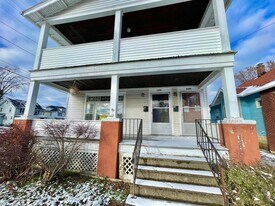 1186-1186 W 8th St in Lorain, OH - Building Photo