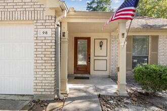 98 W Trillium Cir in Spring, TX - Building Photo - Building Photo