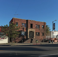 2919 N Broadway in Los Angeles, CA - Foto de edificio - Building Photo