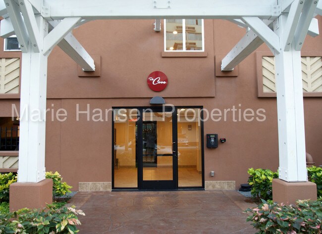 1800 Kaio?o Dr-Unit -APT C403 in Honolulu, HI - Building Photo - Building Photo