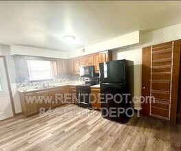 306-308 Bob Ct Dr in Evansville, IN - Building Photo - Building Photo