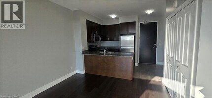 144 Park St in Waterloo, ON - Building Photo - Building Photo