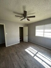 506 N County Rd 1300 in Lubbock, TX - Foto de edificio - Building Photo