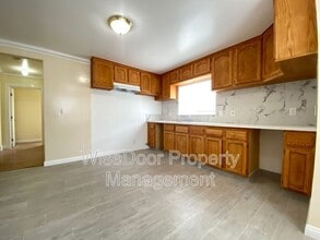123 Albert St in La Puente, CA - Building Photo - Building Photo