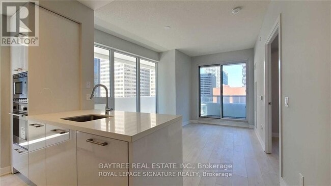 property at 2221 Yonge St