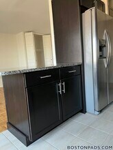 185 Freeman St, Unit 850 in Brookline, MA - Building Photo - Building Photo