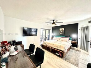 13044 SW 88th Ln in Miami, FL - Building Photo - Building Photo