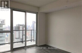 87-4287 Peter St in Toronto, ON - Building Photo - Building Photo